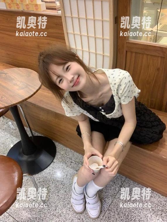 51吃瓜网今日吃瓜推送热门视频，瓜吃不停乐趣满满