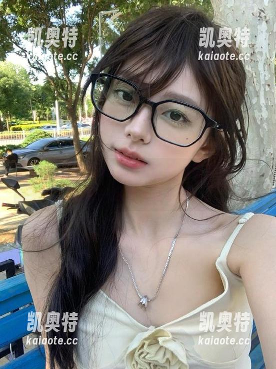 51吃瓜群众网页直达，和萌妹一起欢乐吃瓜吧！