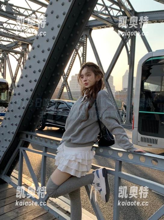 91今日吃瓜网站免费提供丰富多彩的吃瓜资讯服务