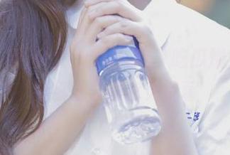 少女激情分享91吃瓜爆料，观看热点信息永久收藏