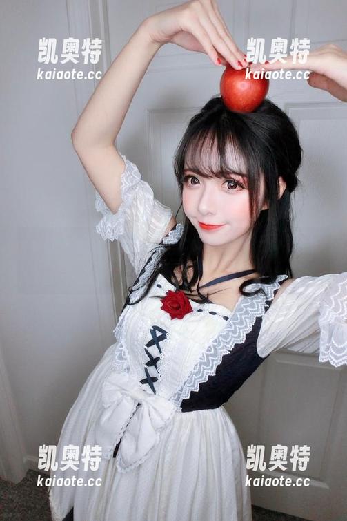 女生推荐cgcg.win视频，精彩吃瓜不停歇！