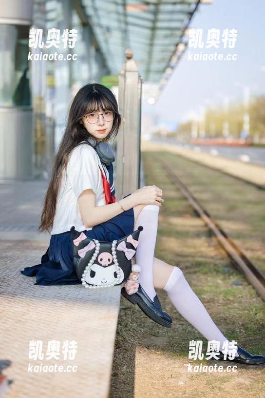 少女们快看！最新安卓全网吃瓜带来超多吃瓜欢乐！