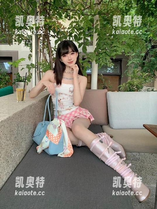 最新全网吃瓜视频链接来了，粉丝们带你嗨翻吃瓜现场