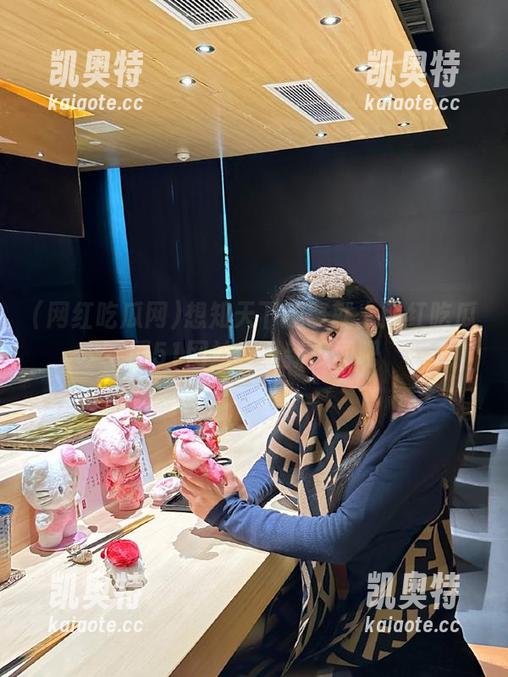 想知天下趣事就上网红吃瓜网51网站看最新瓜闻吧